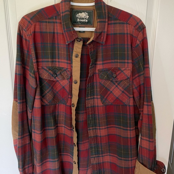 SOLD Roots men’s flannel - Picture 1 of 2